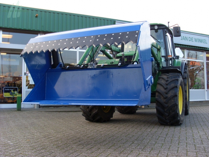 Silage cutters