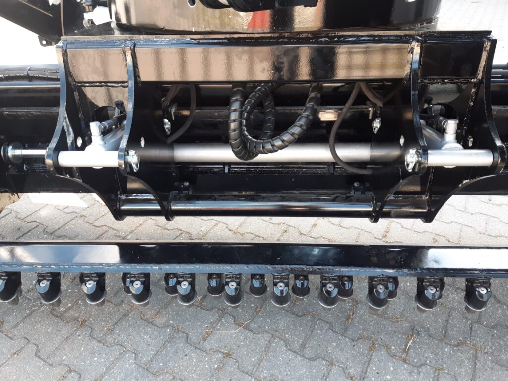 Attachment graders