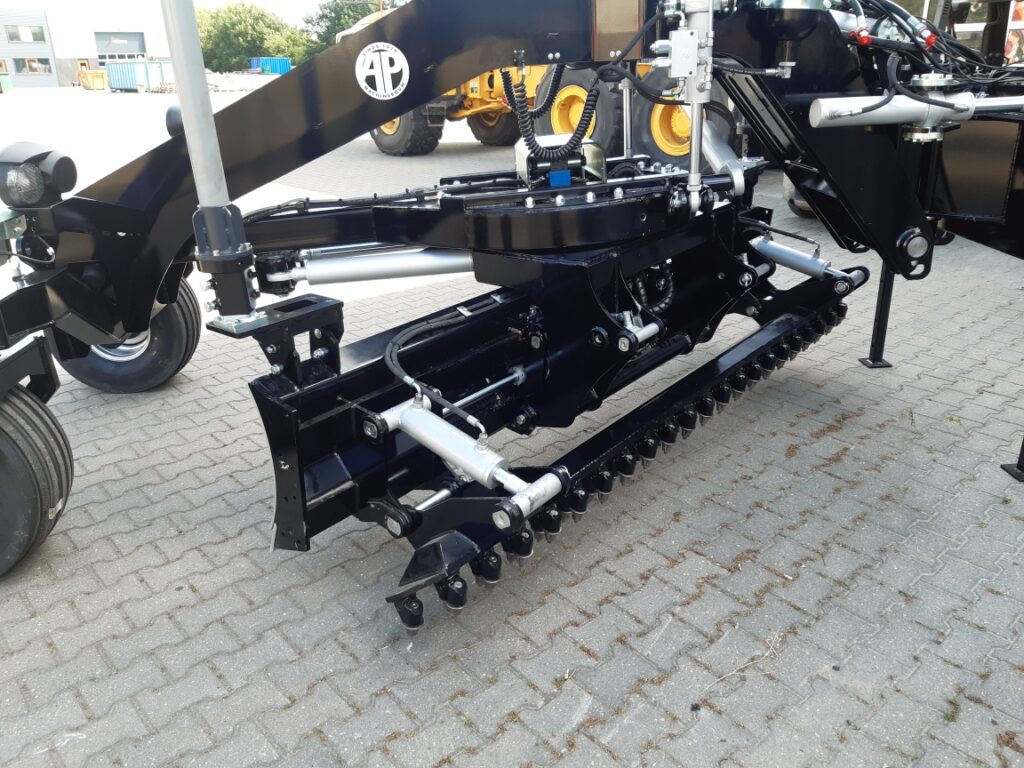 Attachment graders